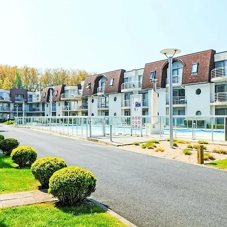 Deauville Ii With Parking By Interhome Appartamento Bredene