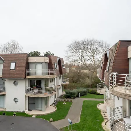 Deauville Ii With Parking By Interhome *