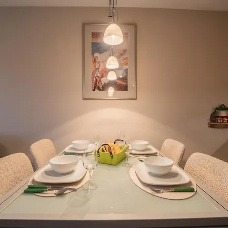 Deauville Ii With Parking By Interhome דירה *