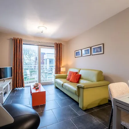 Deauville Ii With Parking By Interhome アパート