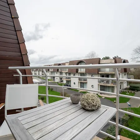 Deauville Ii With Parking By Interhome