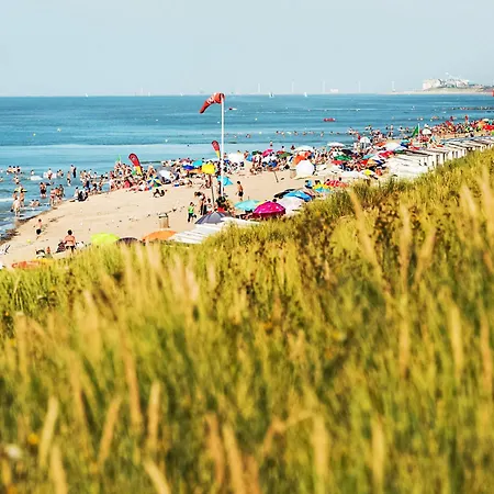 Deauville Ii With Parking By Interhome דירה *