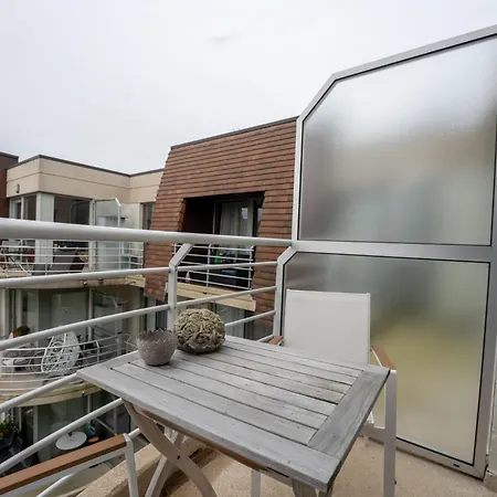 Deauville Ii With Parking By Interhome アパート